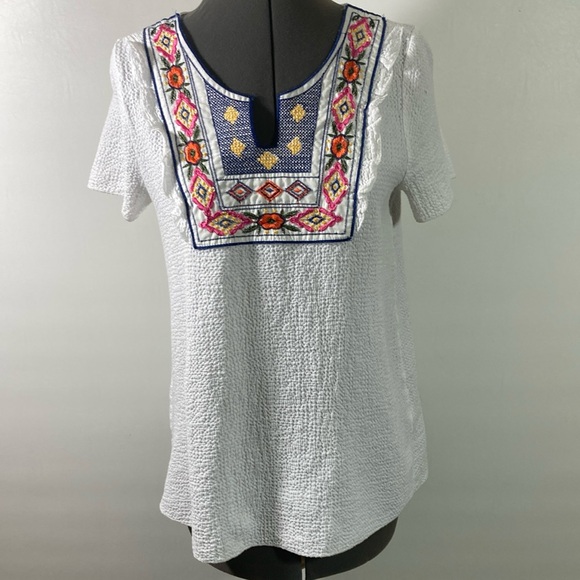 Hailey & Co Tops - Hailey & Co Women Size S White w Embroidery  Gauze Popcorn 100 % Cotton